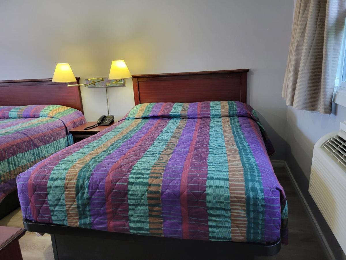 Knights Inn Cobourg Ngoại thất bức ảnh