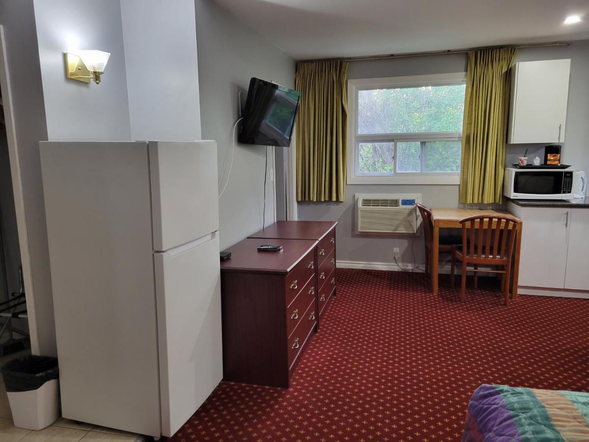 Knights Inn Cobourg Ngoại thất bức ảnh