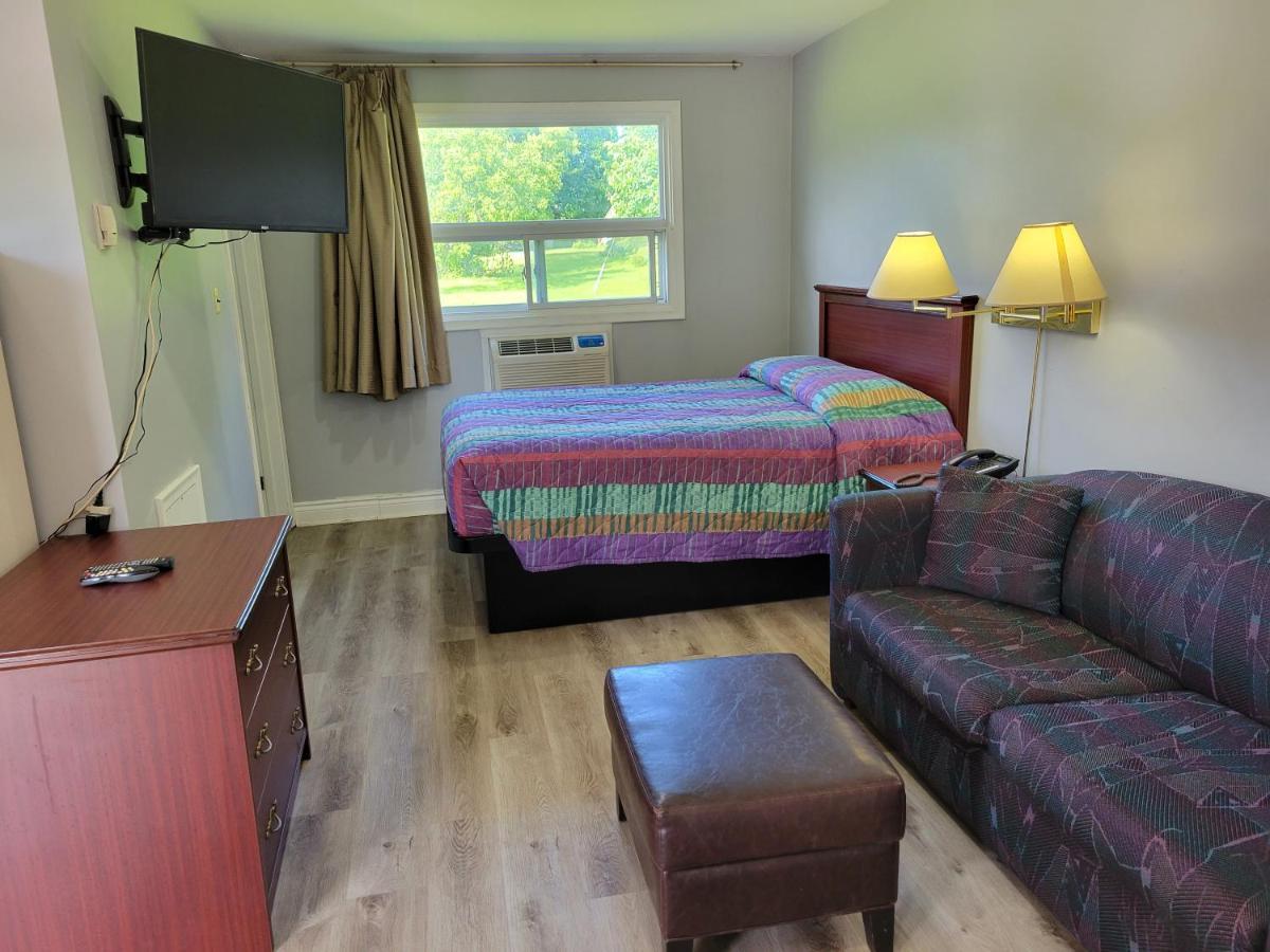 Knights Inn Cobourg Ngoại thất bức ảnh