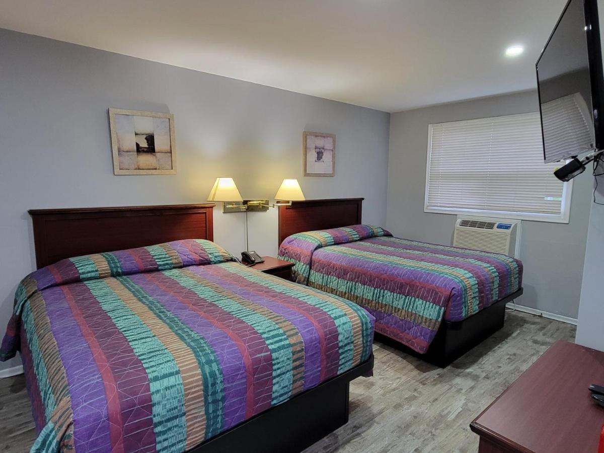 Knights Inn Cobourg Ngoại thất bức ảnh