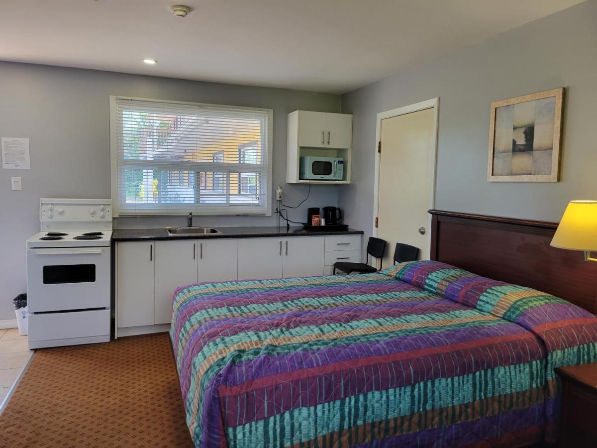 Knights Inn Cobourg Ngoại thất bức ảnh