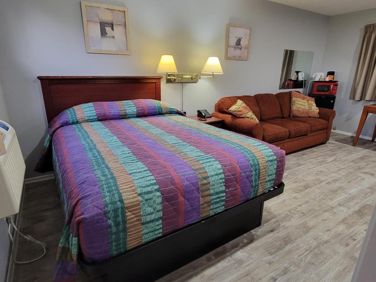 Knights Inn Cobourg Ngoại thất bức ảnh