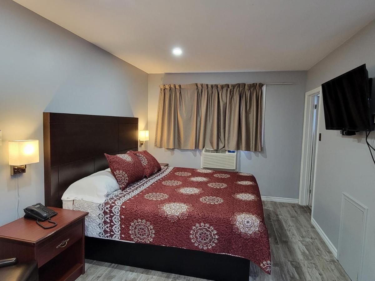 Knights Inn Cobourg Ngoại thất bức ảnh