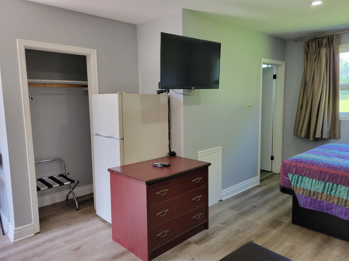Knights Inn Cobourg Ngoại thất bức ảnh