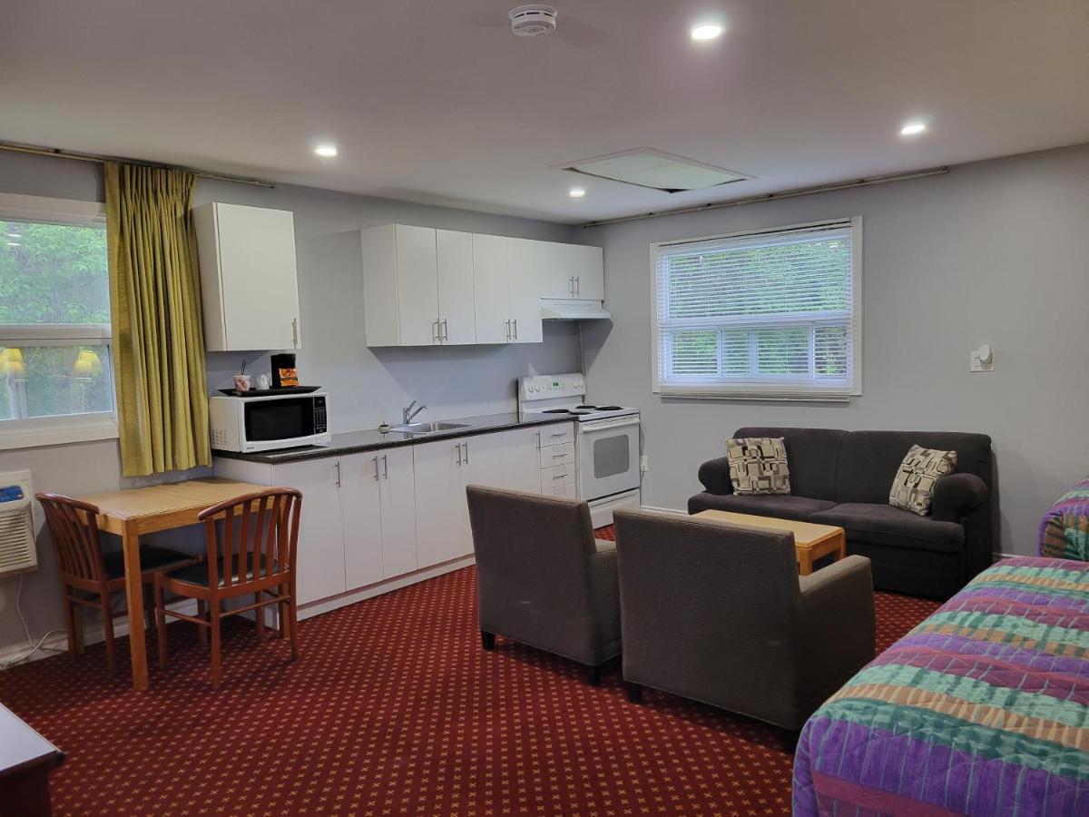 Knights Inn Cobourg Ngoại thất bức ảnh